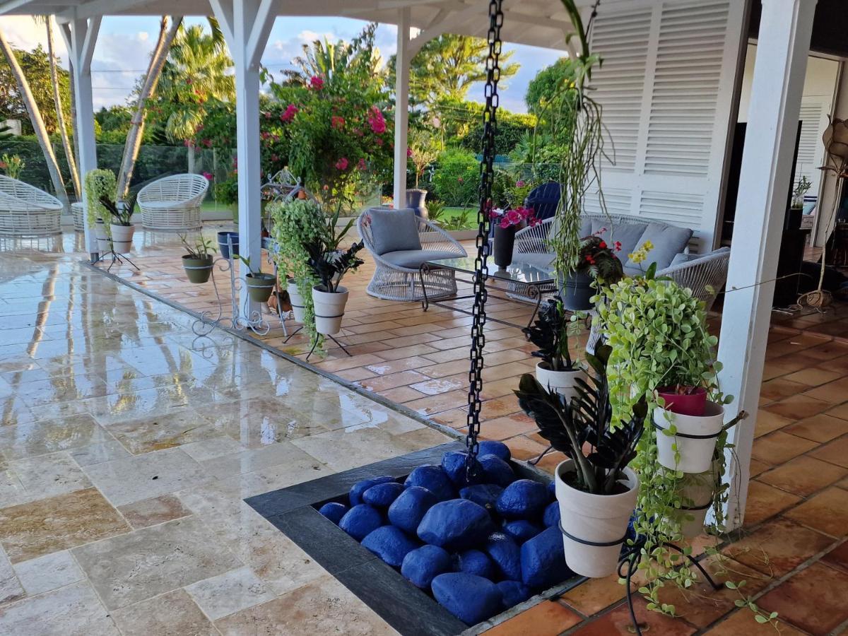 Appartements De Luxe . Propriete De Luxe Baie-Mahault Kültér fotó
