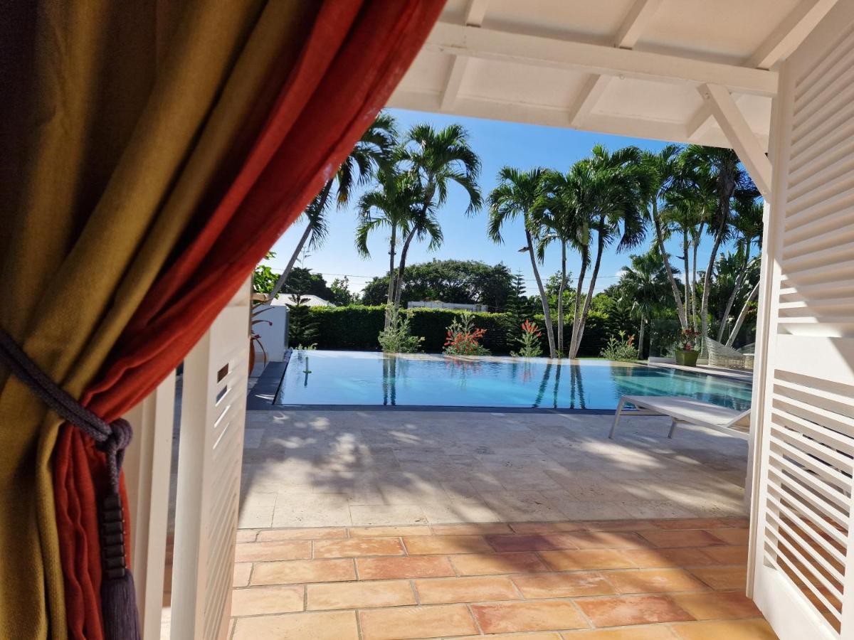 Appartements De Luxe . Propriete De Luxe Baie-Mahault Kültér fotó