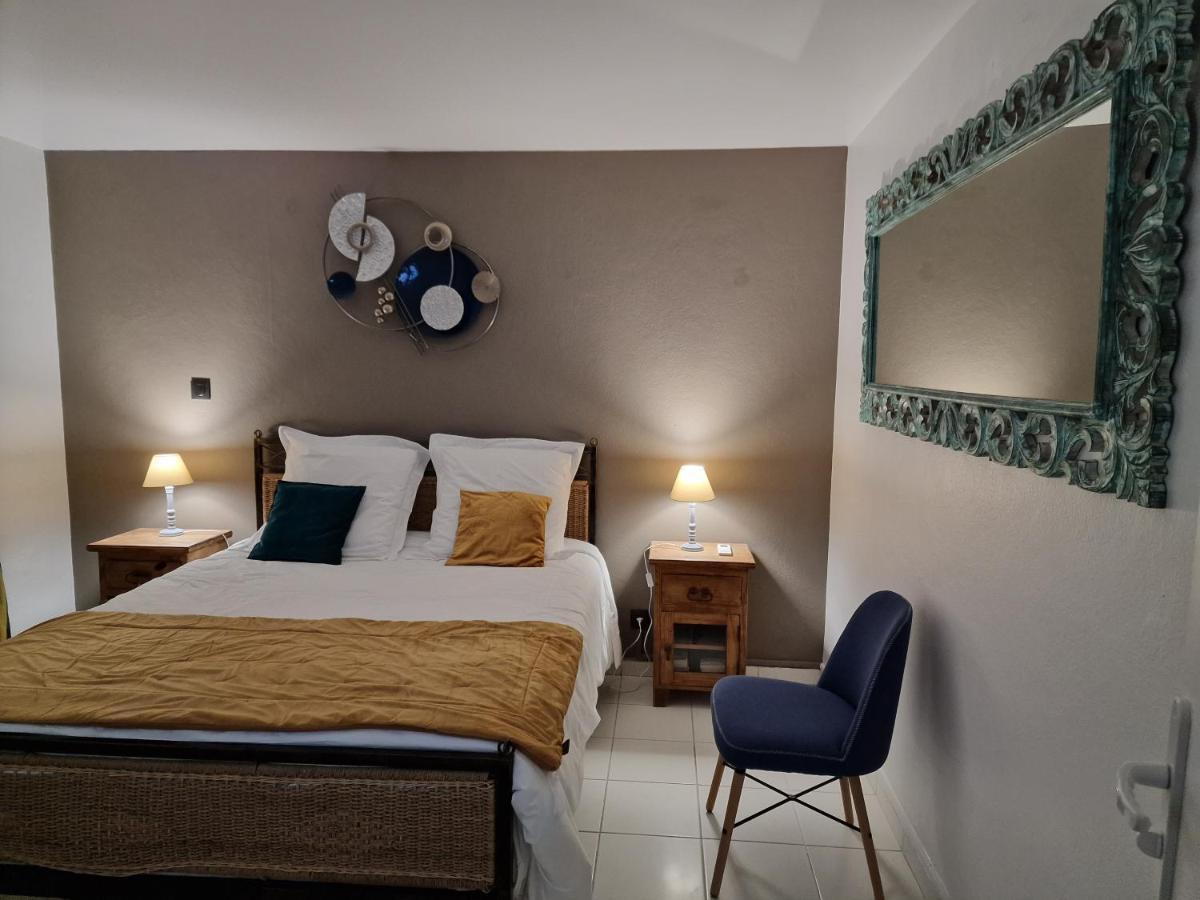 Appartements De Luxe . Propriete De Luxe Baie-Mahault Kültér fotó